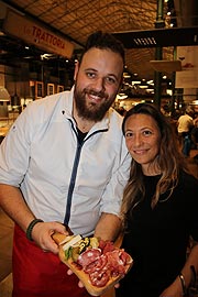 Executive Chef Alex Sallustio mit Micol Viano, Geschäftsführerin der EATALY Distribution GmbH (©Foto. Martin Schmitz)